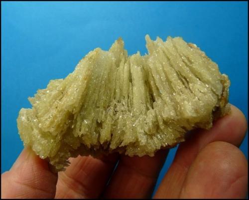 Calcite<br />Tsumeb Mine, Tsumeb, Otjikoto Region, Namibia<br />67 x 47 x 43 mm<br /> (Author: Pierre Joubert)