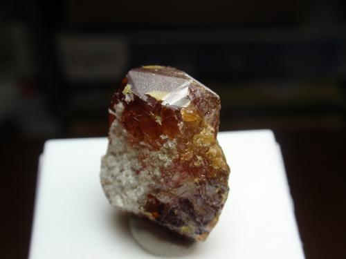 Esfalerita<br />Mina de Áliva (Mina Las Mánforas), zona Minera Áliva, Camaleño, Comarca Liébana, Cantabria, España<br />20x20 mm<br /> (Autor: Ignacio)