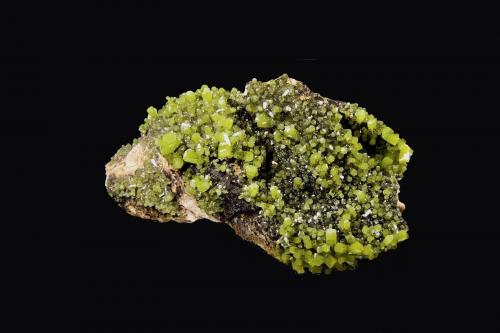 Piromorfita<br />Mina Daoping, Gongcheng, Prefectura Guilin, Región Autónoma Guangxi Zhuang, China<br />14,0 x 7,1 cm.<br /> (Autor: Xavier Bordas)
