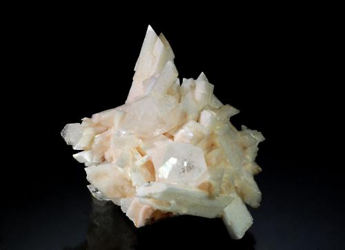 Laumontite<br />Malad, Mumbai (Bombay), Mumbai District, Maharashtra, India<br />3.1 x 3.9 cm<br /> (Author: crosstimber)