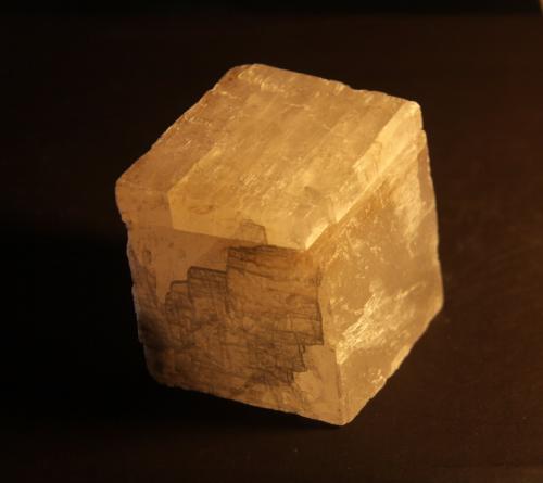 Calcite<br />Municipio Útica, Gualivá Province, Cundinamarca Department, Colombia<br />62mm x 57mm x 41 mm<br /> (Author: Firmo Espinar)