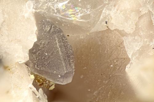 Fluorite<br />Evening Star Mine, Tiger Wash, Belmont Mountain, Tonopah, Osborn District, Maricopa County, Arizona, USA<br />FOV = 2.0 mm<br /> (Author: Doug)