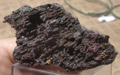 Goethite<br />Morro das Balas, Formiga, Minas Gerais, Brazil<br />9 x 5 x 4 cm<br /> (Author: Anísio Cláudio)