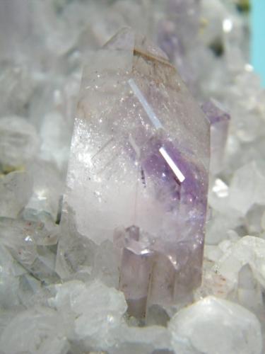 Quartz (variety amethyst)<br />Brandberg area, Erongo Region, Namibia<br />60mm x 123mm x 45mm<br /> (Author: Heimo Hellwig)