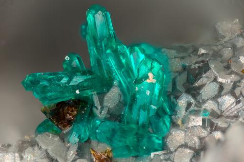 Dioptase<br />Mammoth-St. Anthony Mine, St. Anthony deposit, Tiger, Mammoth District, Pinal County, Arizona, USA<br />FOV = 1.7 mm<br /> (Author: Doug)