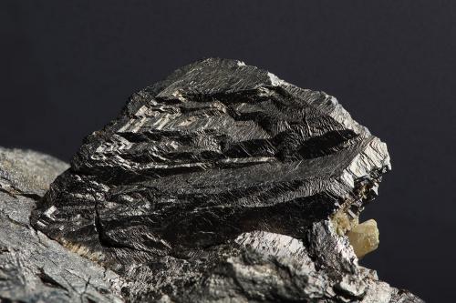 Arsenopyrite<br />Carrock Mine, Smith vein, Carrock Fell, Caldbeck Fells, Allerdale, former Cumberland, Cumbria, England / United Kingdom<br />Crystal 25 mm across<br /> (Author: Andy Lawton)