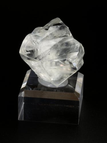 Calcite<br />Aurangabad District, Maharashtra, India<br />44x46x46mm<br /> (Author: Fiebre Verde)