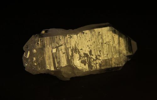 Quartz<br />Muzo mining district, Western Emerald Belt, Boyacá Department, Colombia<br />67mm x 26mm x 18mm<br /> (Author: Firmo Espinar)