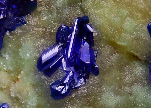 Azurite<br />Reformada Mine, El Pinar de Bédar, Bédar, Comarca Levante Almeriense, Almería, Andalusia, Spain<br />FOV 0.6mm<br /> (Author: Carlos Pareja)