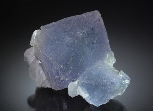 Fluorite<br />Xianghualing Mine, Xianghualing Sn-polymetallic ore field, Linwu, Chenzhou Prefecture, Hunan Province, China<br />6.6 x 7.3 cm<br /> (Author: crosstimber)