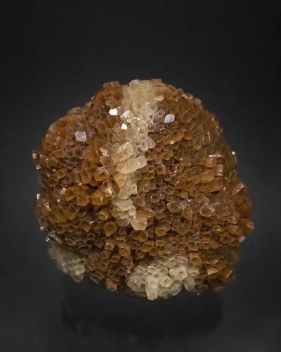 Aragonite<br />Tazouta, Sefrou, Sefrou Province, Fès-Boulemane, Morocco<br />5 X 5 cm<br /> (Author: Richard Arseneau)