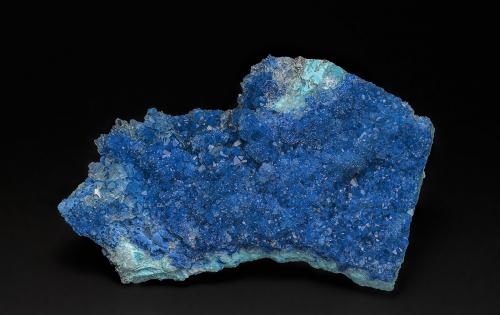 Quartz, Shattuckite, Chrysocolla<br />Milpillas Mine, level 1100, Cuitaca, Municipio Santa Cruz, Sonora, Mexico<br />8.5 x 5.7 cm<br /> (Author: am mizunaka)