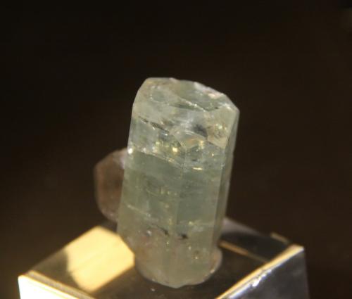Beryl (variety aquamarine) and Quartz (variety smoky)<br />Región Erongo, Namibia<br />35mm x 37mm x 18mm overall size. Beryl = 24mm x 37mm x 18mm<br /> (Author: Firmo Espinar)