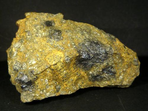 Semseyita - Oxiplumboromeita<br />Coto Minero Serrata (mina de Los Figueras), Barranco de La Serrata, Carboneras, Comarca Levante Almeriense, Almería, Andalucía, España<br />5 x 3 x 3 cm.<br /> (Autor: Felipe Abolafia)