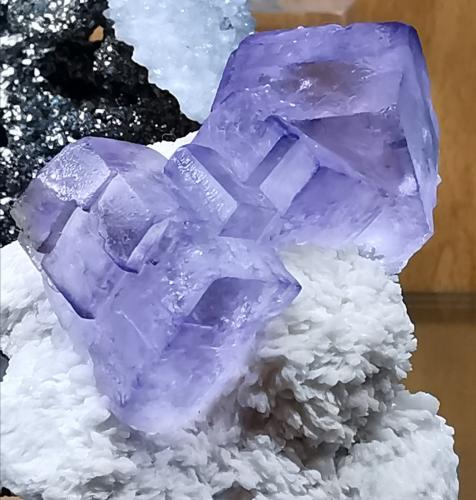 Fluorite<br />Taourirt, Taourirt Province, Oriental Region, Morocco<br />3,5x4,5 cm<br /> (Author: Enrique Llorens)