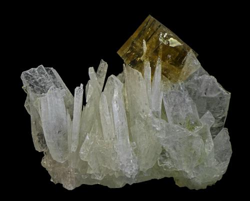 Fluorite<br />White Rock Quarry, Clay Center, Ottawa County, Ohio, USA<br />55 x 35 x 40 mm<br /> (Author: Rob Schnerr)