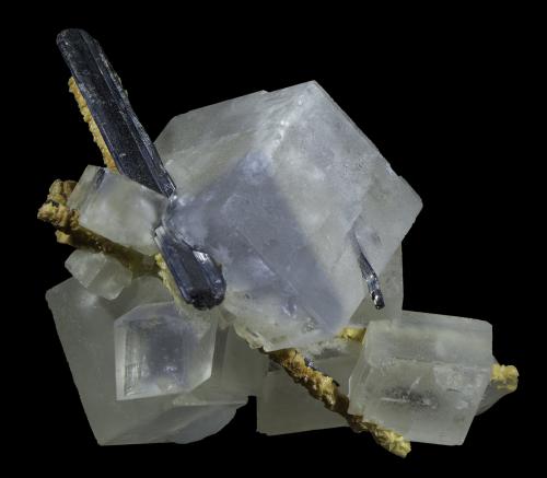 Baryte<br />Zhanergou Mine, Lushi, Sanmenxia Prefecture, Henan Province, China<br />58 x 38 x 20 mm<br /> (Author: Rob Schnerr)