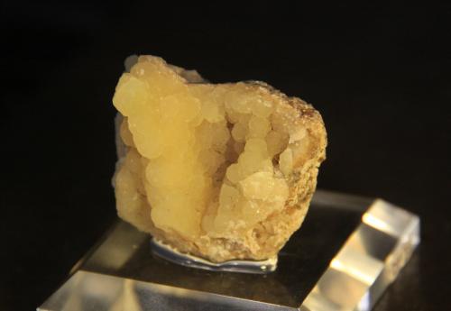 Smithsonite<br />Mines del Mas d'en Galofre, L'Albiol, Comarca Baix Camp, Tarragona, Cataluña / Catalunya, España<br />42mm x 36mm x 30mm<br /> (Author: Firmo Espinar)