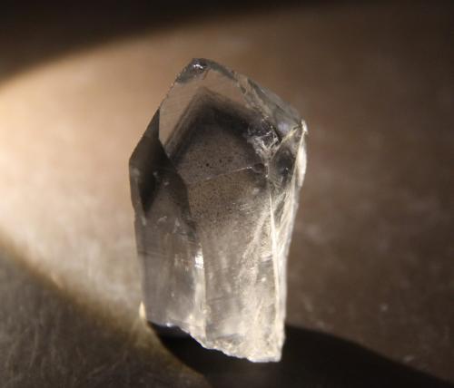 Quartz<br />Muzo (distrito minero), Cinturón Esmeraldífero Occidental, Departamento Boyacá, Colombia<br />26mm x 42mm x 20mm<br /> (Author: Firmo Espinar)