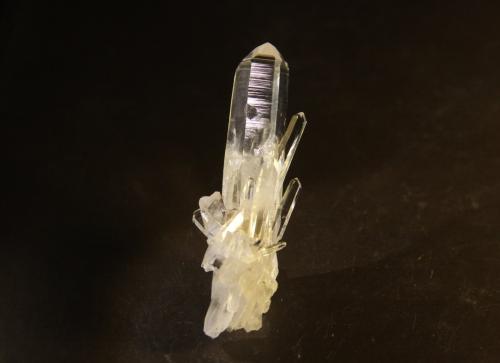 Quartz<br />Municipio Bolívar, Vélez Province, Santander Department, Colombia<br />23mm x 64mm x 22mm<br /> (Author: Firmo Espinar)