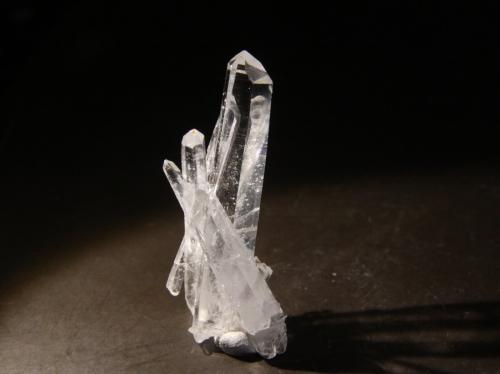 Quartz<br />Municipio Bolívar, Vélez Province, Santander Department, Colombia<br />19mm x 45mm x 18mm<br /> (Author: Firmo Espinar)