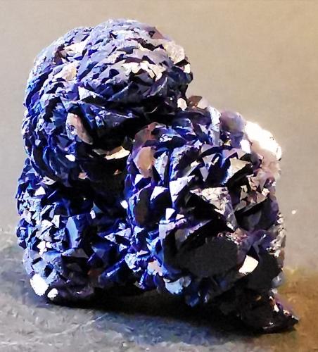 Azurite<br />Labores mineras El Fecht, El Fecht, Oumjrane, Provincia Tinghir, Región Drâa-Tafilalet, Marruecos<br />4x3 cm.<br /> (Author: Enrique Llorens)