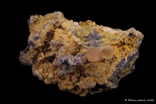 Fluorita<br />Barranco de Guigui Grande, El Risco, Agaete, Gran Canaria, Provincia de Las Palmas, Canarias, España<br />Esfera 0.4 cm<br /> (Autor: Jorgina-Agusti-Màrius)