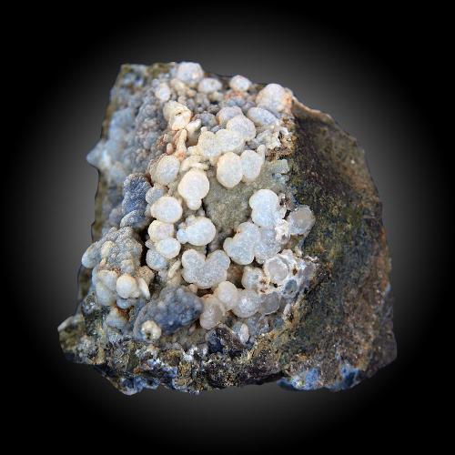 Cuarzo (variedad calcedonia)<br />Volcán Cabezo Negro de Zeneta, Murcia, Comarca Huerta de Murcia, Región de Murcia (Murcia), España<br />5.5 x 5 cm<br /> (Autor: Pedro Antonio)