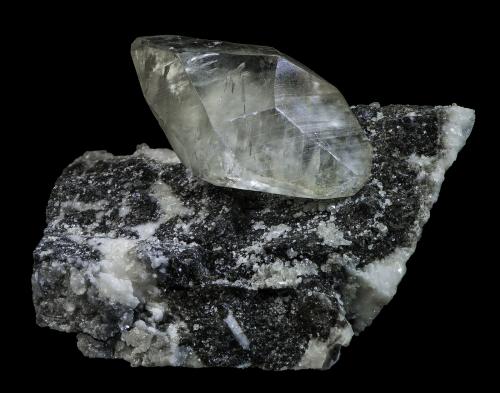 Calcite<br />La Cuerre Mine, La Florida mining area, Rionansa-Herrerías, Comarca Saja-Nansa, Cantabria, Spain<br />65 x 45 x 50 mm<br /> (Author: Rob Schnerr)