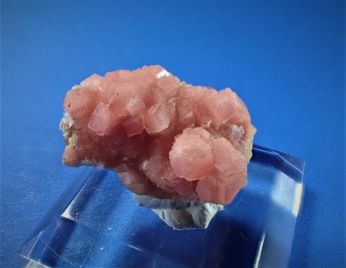 Rhodochrosite<br />Emma Mine, Butte, Butte District, Silver Bow County, Montana, USA<br />25 mm x 20 mm x 14 mm<br /> (Author: Don Lum)