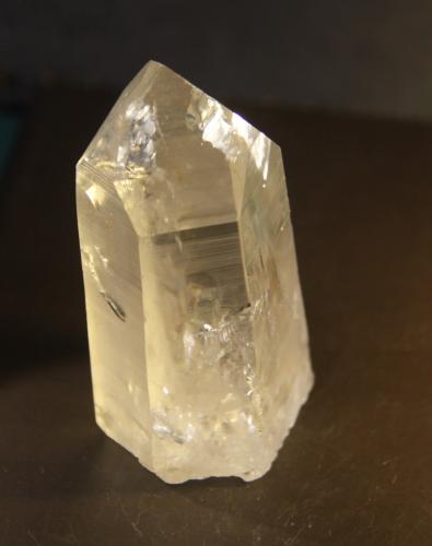 Quartz<br />Boyacá Department, Colombia<br />58mm x 103mm x 39mm<br /> (Author: Firmo Espinar)