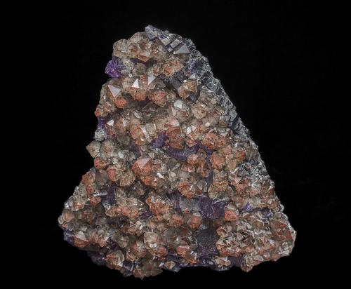 Fluorite, Quartz, Hematite<br />Johannesschacht Mine, Wölsendorf, Schwarzach bei Nabburg, Wölsendorf West District, Upper Palatinate/Oberpfalz, Bavaria/Bayern, Germany<br />7.6 x 7.0 cm<br /> (Author: am mizunaka)