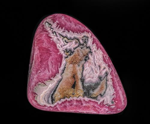 Rhodochrosite<br />Mina Capillitas, Departamento Andalgalá, Catamarca, Argentina<br />9.9 x 7.5 cm<br /> (Author: am mizunaka)