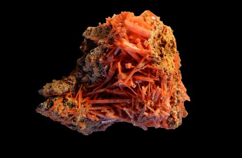 Crocoite<br />Tasmania, Australia<br />120x80x70 mm<br /> (Author: Dany Mabillard)