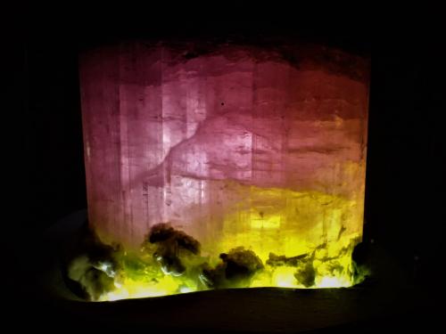 Elbaite (Tourmaline Group), Albite, Quartz<br />Badakhshan Province, Afghanistan<br />12 cm x  11.5 cm<br /> (Author: Don Lum)