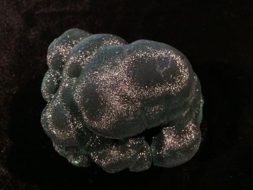 Malachite<br />Khanong open pit, Sepon Mine, Vilabouly District, Savannakhét Province, Laos (Lao P.D.R.)<br />88 mm X 70 mm X 68 mm<br /> (Author: Robert Seitz)