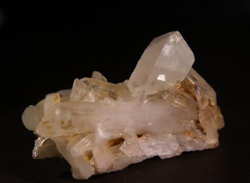 Quartz<br />Muzo mining district, Western Emerald Belt, Boyacá Department, Colombia<br />75mm x 44mm x 48mm<br /> (Author: Firmo Espinar)