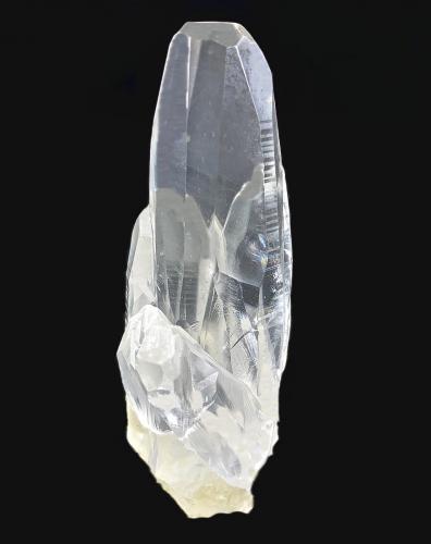 Calcita<br />José María Patoni (Menores de Arriba), Valle San Juan del Río, Durango, México<br />6,9 x 3,6 cm.<br /> (Autor: Xavier bordas)