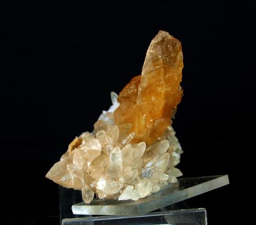 Yeso, Calcita<br />Ojós, Comarca Valle de Ricote, Región de Murcia (Murcia), España<br />5 x 4 cm<br /> (Autor: Pedro Antonio)