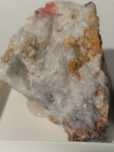 Mercurio, Cinabrio<br />Levigliani Mine, Sant'Anna (Sant'Anna di Stazzema), Apuan Alps, Stazzema Municipality, Lucca Province, Tuscany, Italy<br />75 mm x 48 mm<br /> (Autor: Sante Celiberti)