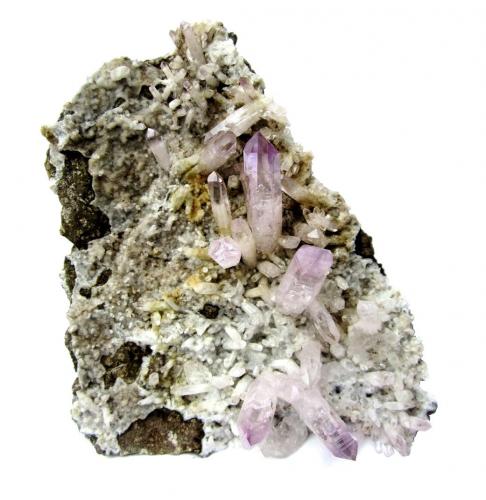 Quartz (variety amethyst)<br />Piedra Parada (Las Vigas), Municipio Tatatila, Veracruz (Veracruz de Ignacio de la Llave), Mexico<br />Specimen height 15 cm, largest crystal 4 cm<br /> (Author: Tobi)