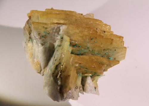 Baryte, Malachite<br />Nieves Mine, Monte Dobra, Viérnoles, Torrelavega, Comarca Besaya, Cantabria, Spain<br />68mm x 52mm x 65mm<br /> (Author: Firmo Espinar)