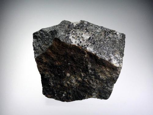 Zussmanita<br />Laytonville Quarry, Laytonville, Coastal Range, Mendocino County, California, USA<br />8 x 6 cm.<br /> (Autor: Antonio P. López)