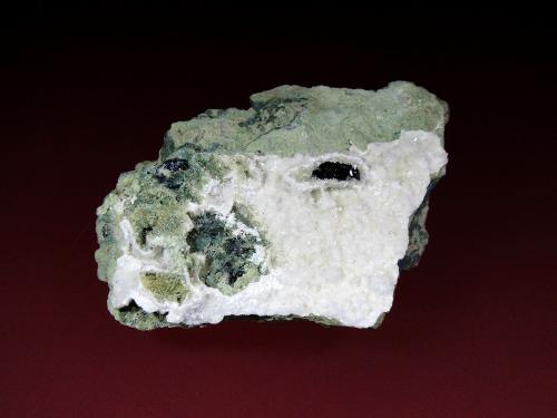 Babingtonita<br />Cantera Malad, Malad, Mumbai (Bombay), Distrito Mumbai, Maharashtra, India<br />7 x 5 cm.<br /> (Autor: Antonio P. López)