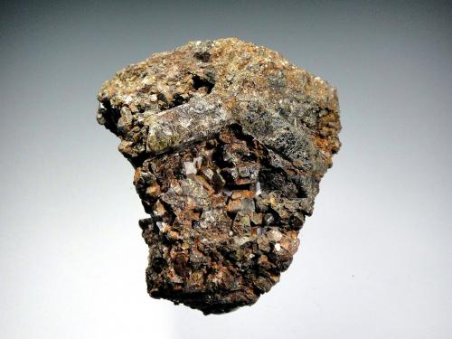 Augita (variedad fassaita)<br />Grupo Minero Concepción, Minas del Peñoncillo, Ojén, Comarca Costa del Sol Occidental, Málaga, Andalucía, España<br />6 x 5 cm.<br /> (Autor: Antonio P. López)