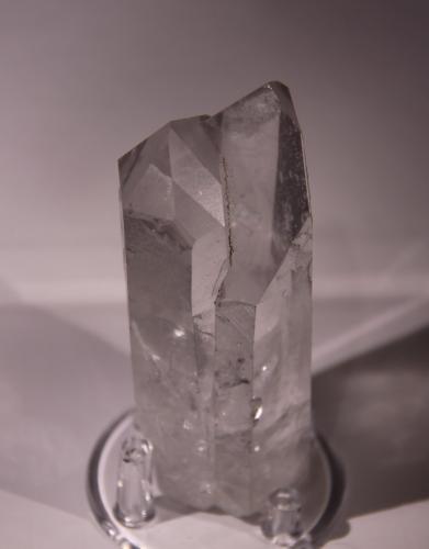 Quartz<br />Minas Gerais, Brasil<br />37mm x 88mm x 33mm<br /> (Author: Firmo Espinar)