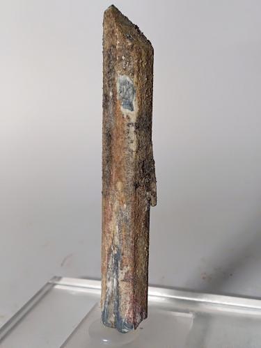 Stibnita (Estibina), Stibiconita<br />Mina San Martino sul Fiora, San Martino sul Fiora, Manciano, Provincia Grosseto, Toscana, Italia<br />83 x 14,9 mm<br /> (Autor: Sante Celiberti)