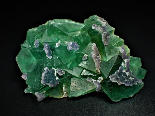 Fluorite<br />Yiwu, Jinhua Prefecture, Zhejiang Province, China<br />111 mm x 74 mm x 23 mm<br /> (Author: Don Lum)