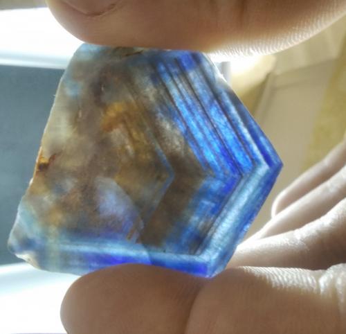 Corundum<br />Concesión Bluejay, Revelstoke, Distrito Regional Columbia-Shuswap, Columbia Británica, Canadá<br /><br /> (Author: thecrystalfinderBC)