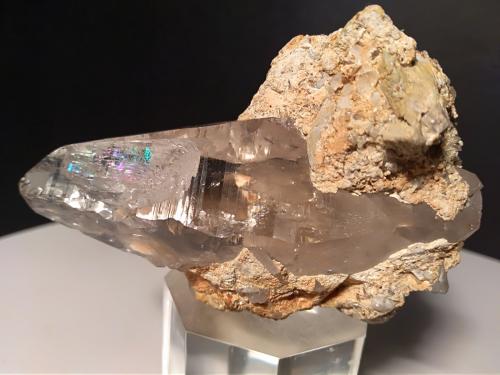 Quartz<br />Valle Formazza, Valle Ossola, Provincia Verbano-Cusio-Ossola, Piamonte (Piemonte), Italia<br />81 x 56,4 mm<br /> (Author: Sante Celiberti)